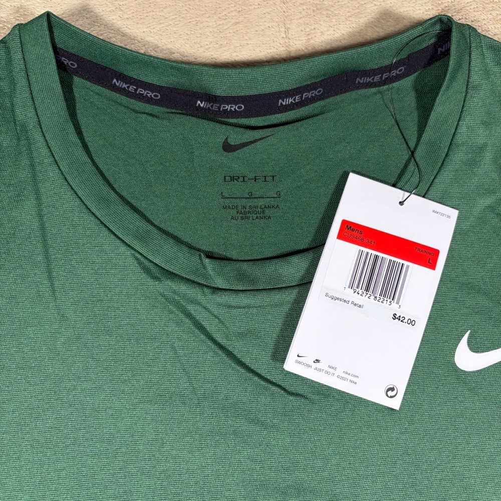 Nike‎ Pro Green L Shirt CU9468-341 - Picture 2 of 5